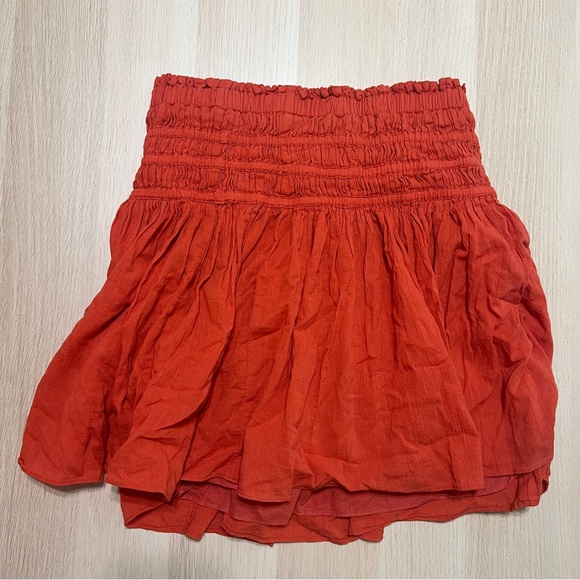 Madewell Orange Smocked Mini Skirt - Picture 2 of 4